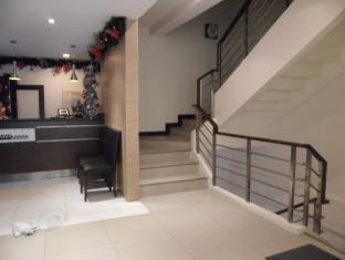 Olongapo Travel Lodge Exterior photo